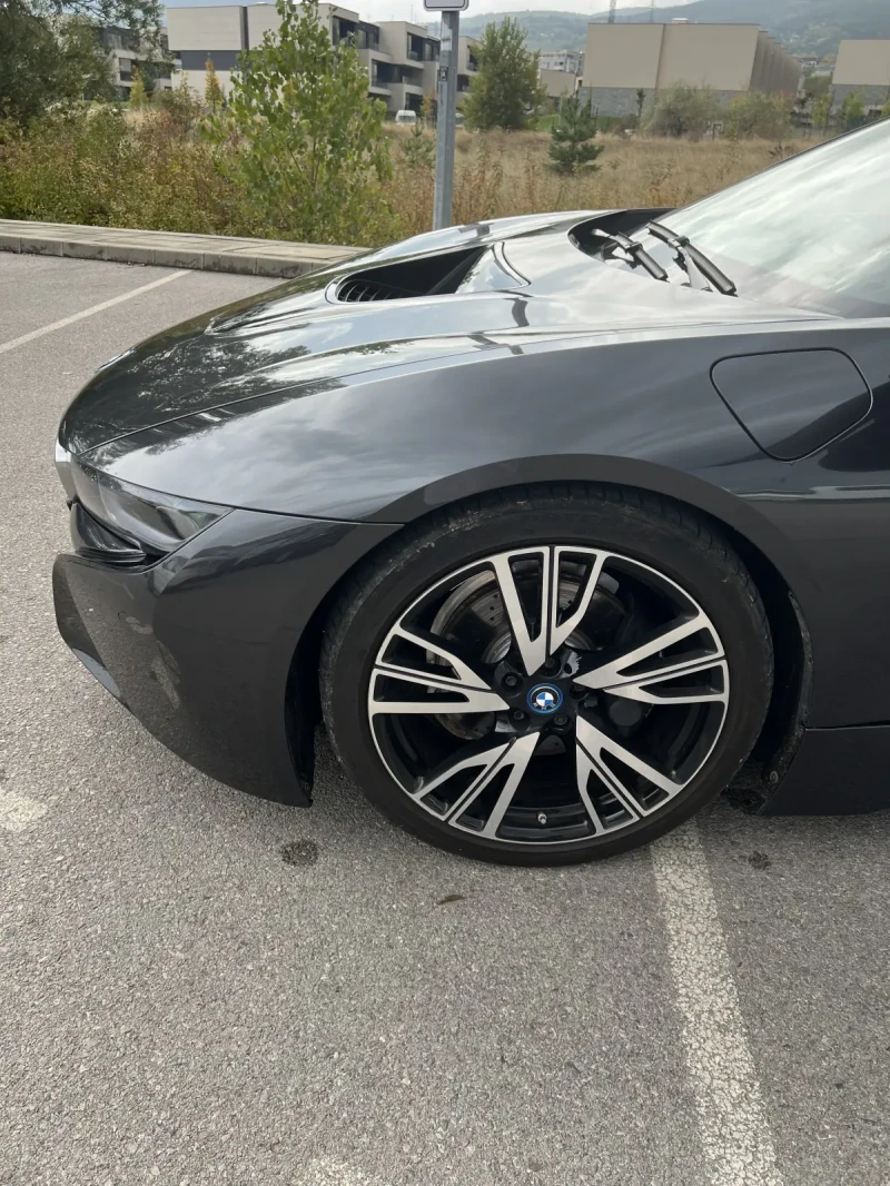 BMW i8   Бартер Лизинг, снимка 4 - Автомобили и джипове - 47547265