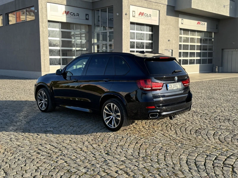 BMW X5M F15 xDrive40d, снимка 3 - Автомобили и джипове - 48123771