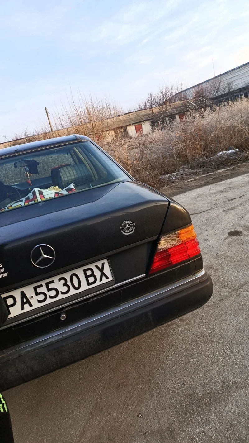 Mercedes-Benz 124 2.0 122 , снимка 7 - Автомобили и джипове - 49070033