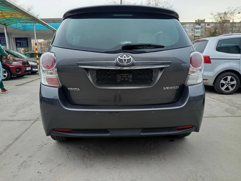 Toyota Verso, снимка 6 - Автомобили и джипове - 49588346