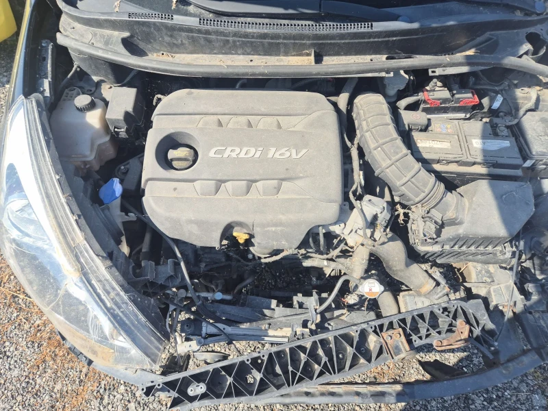 Kia Rio 1.4CRDI, снимка 4 - Автомобили и джипове - 51963989