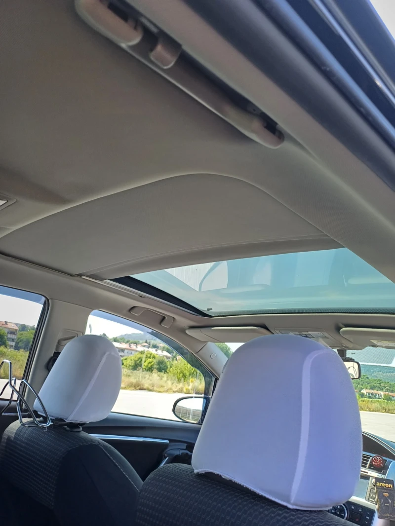 Toyota Verso, снимка 5 - Автомобили и джипове - 51946797