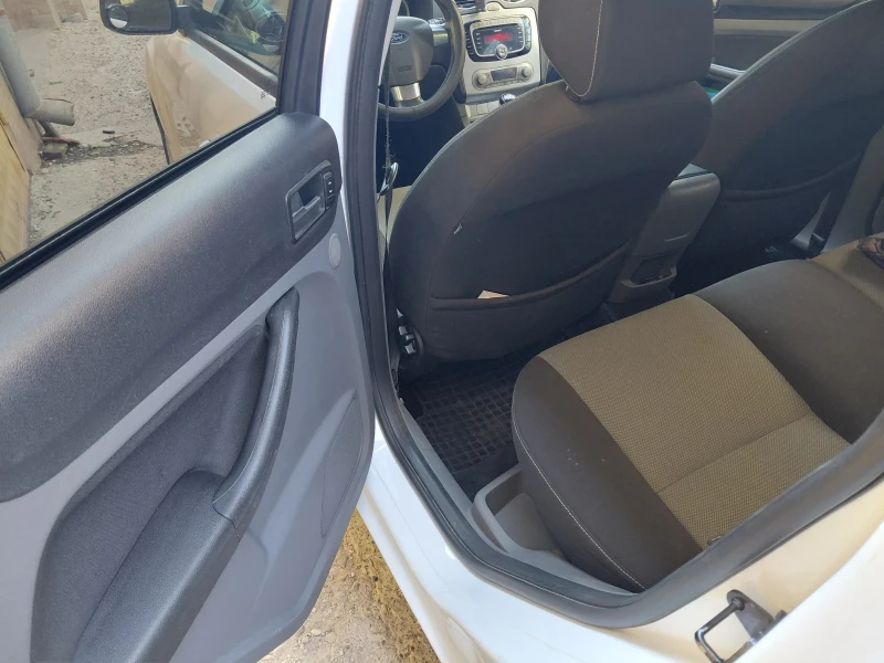 Ford Focus, снимка 12 - Автомобили и джипове - 52310943