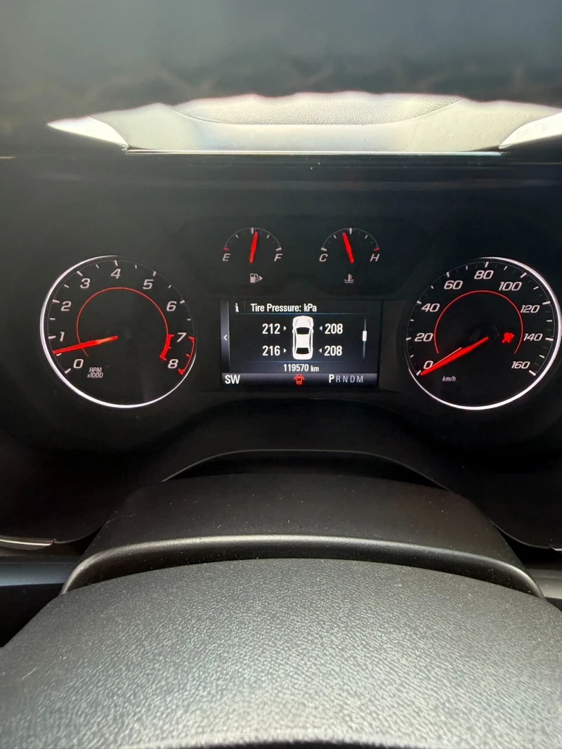 Chevrolet Camaro, снимка 12 - Автомобили и джипове - 52496344