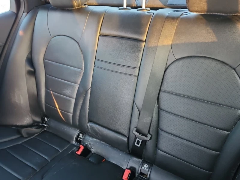 Mercedes-Benz C 400 * CARFAX * ФИНАНСИРАНЕ , снимка 13 - Автомобили и джипове - 53292380