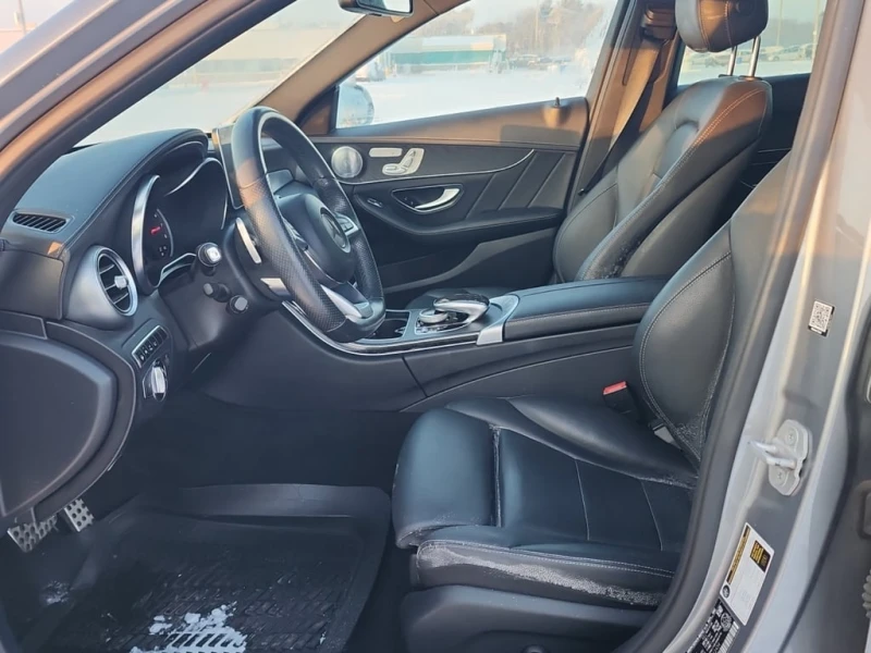 Mercedes-Benz C 400 * CARFAX * ФИНАНСИРАНЕ , снимка 5 - Автомобили и джипове - 53292380