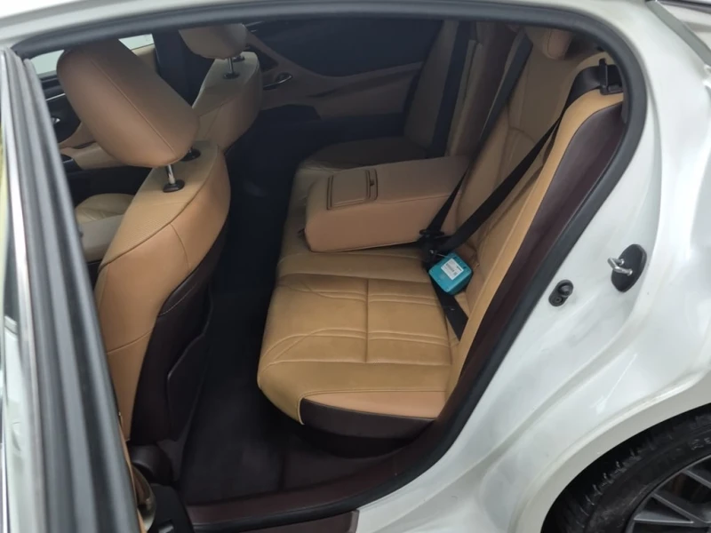 Lexus ES 300  * CARFAX * ПАМЕТ * ПОДГРЕВ * ОБДУХВАНЕ * NAVI, снимка 11 - Автомобили и джипове - 53403594