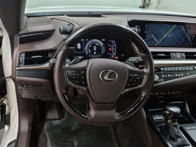 Lexus ES 300  * CARFAX * ПАМЕТ * ПОДГРЕВ * ОБДУХВАНЕ * NAVI, снимка 9 - Автомобили и джипове - 53403594
