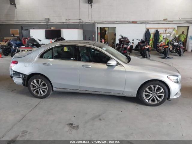 Mercedes-Benz C 300 4MATIC* LUXURY, снимка 8 - Автомобили и джипове - 47409861