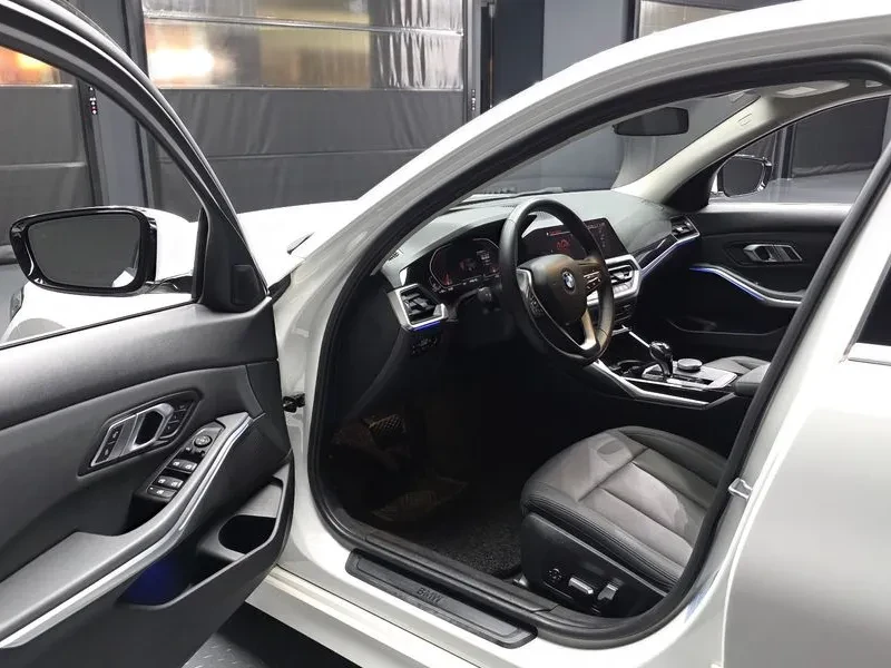BMW 320 d/ DIGI/ PANO/ HEAD UP/ �����/ ������� | Mobile.bg � ����������� 10