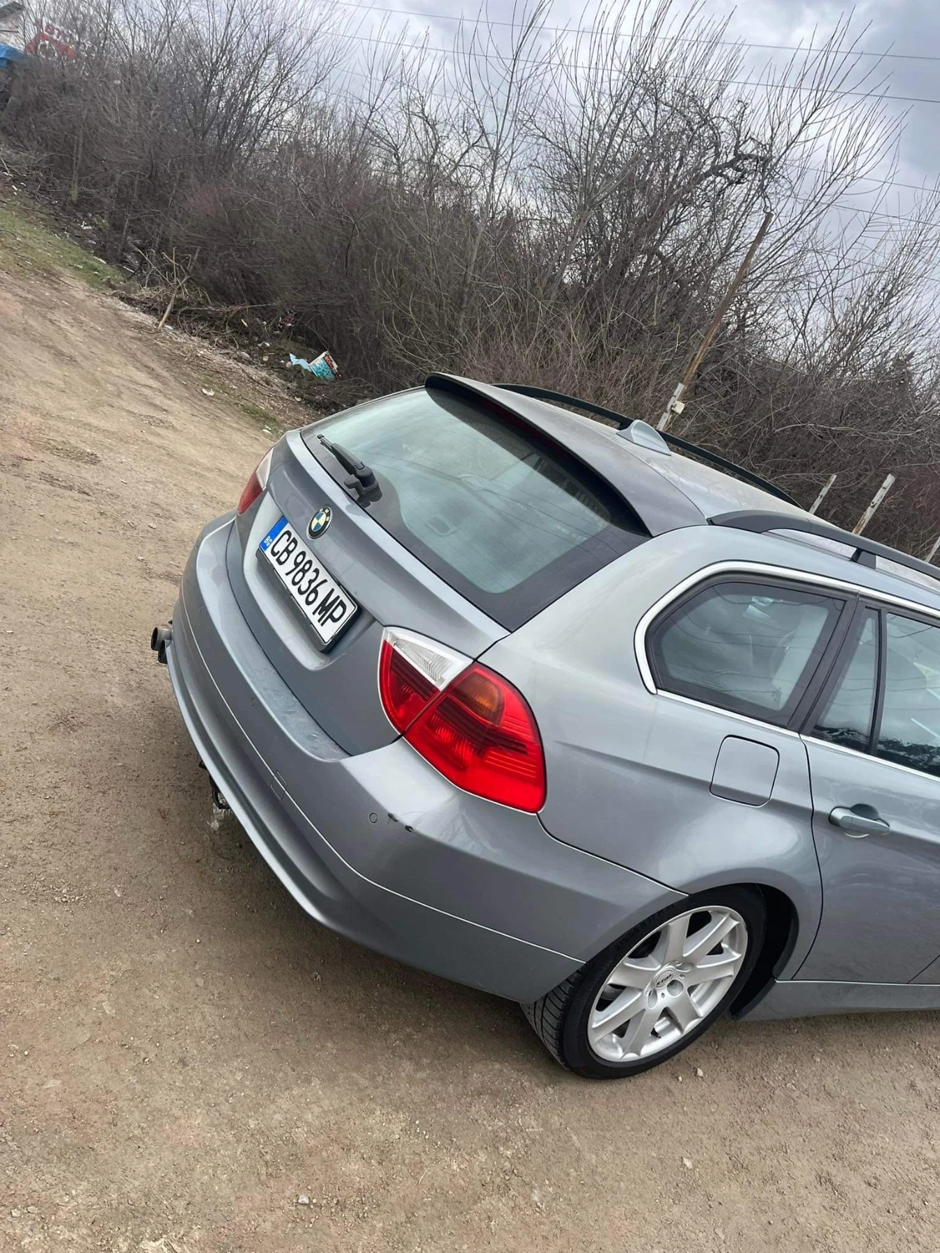 BMW 325  - изображение 8