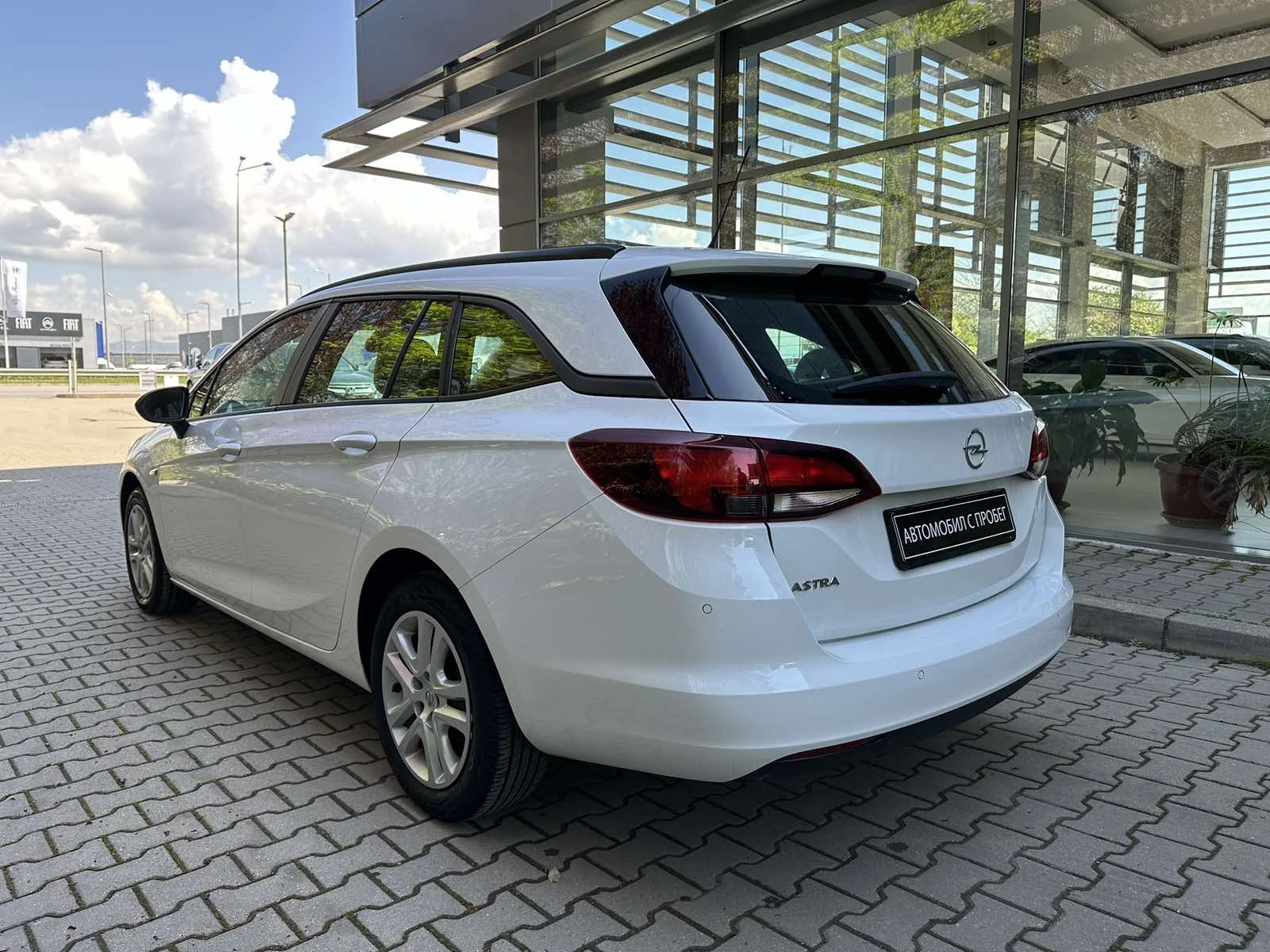 Opel Astra Astra L Sports Tourer 1.2 Turbo - изображение 7
