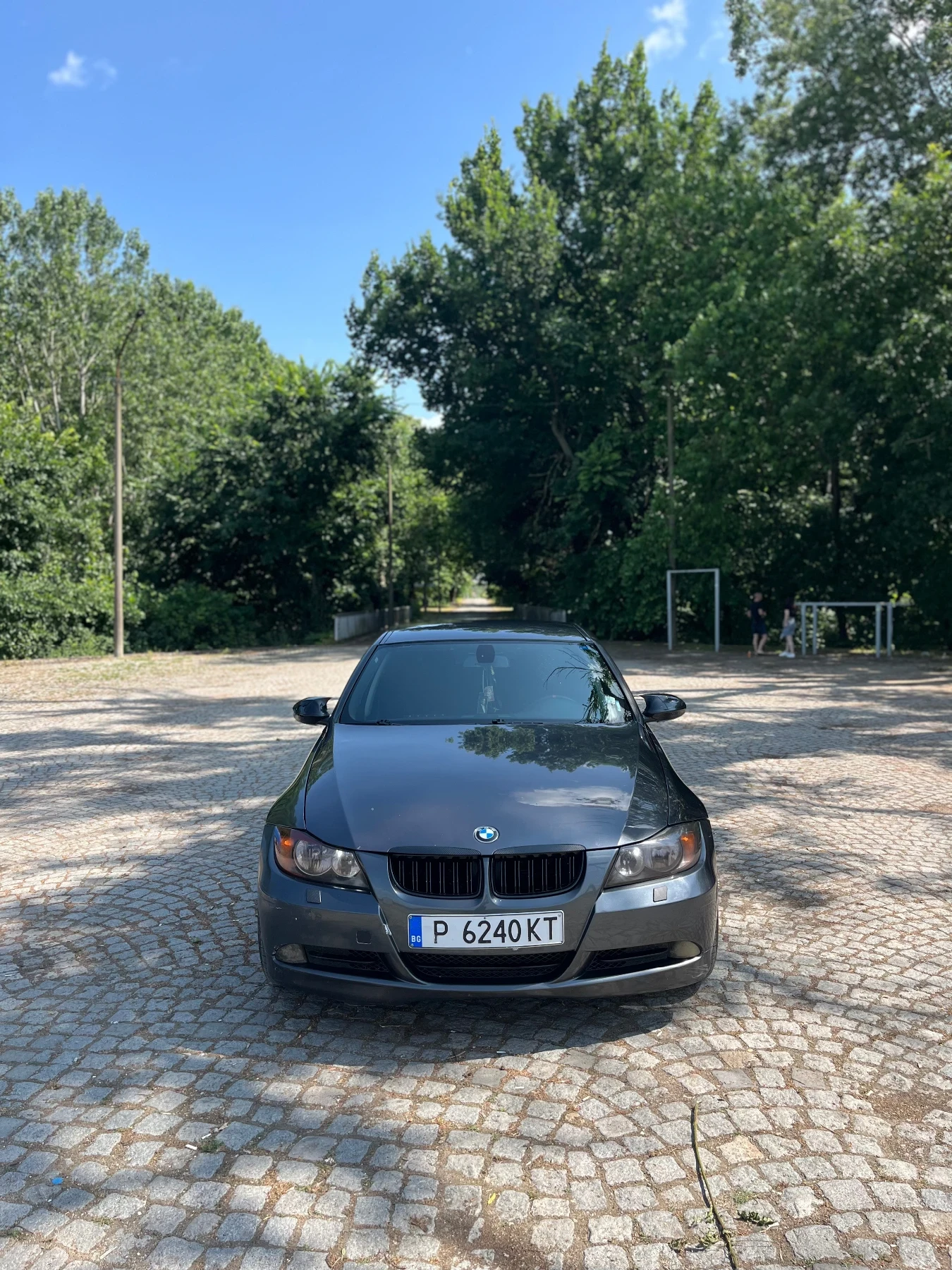 BMW 320  - изображение 2