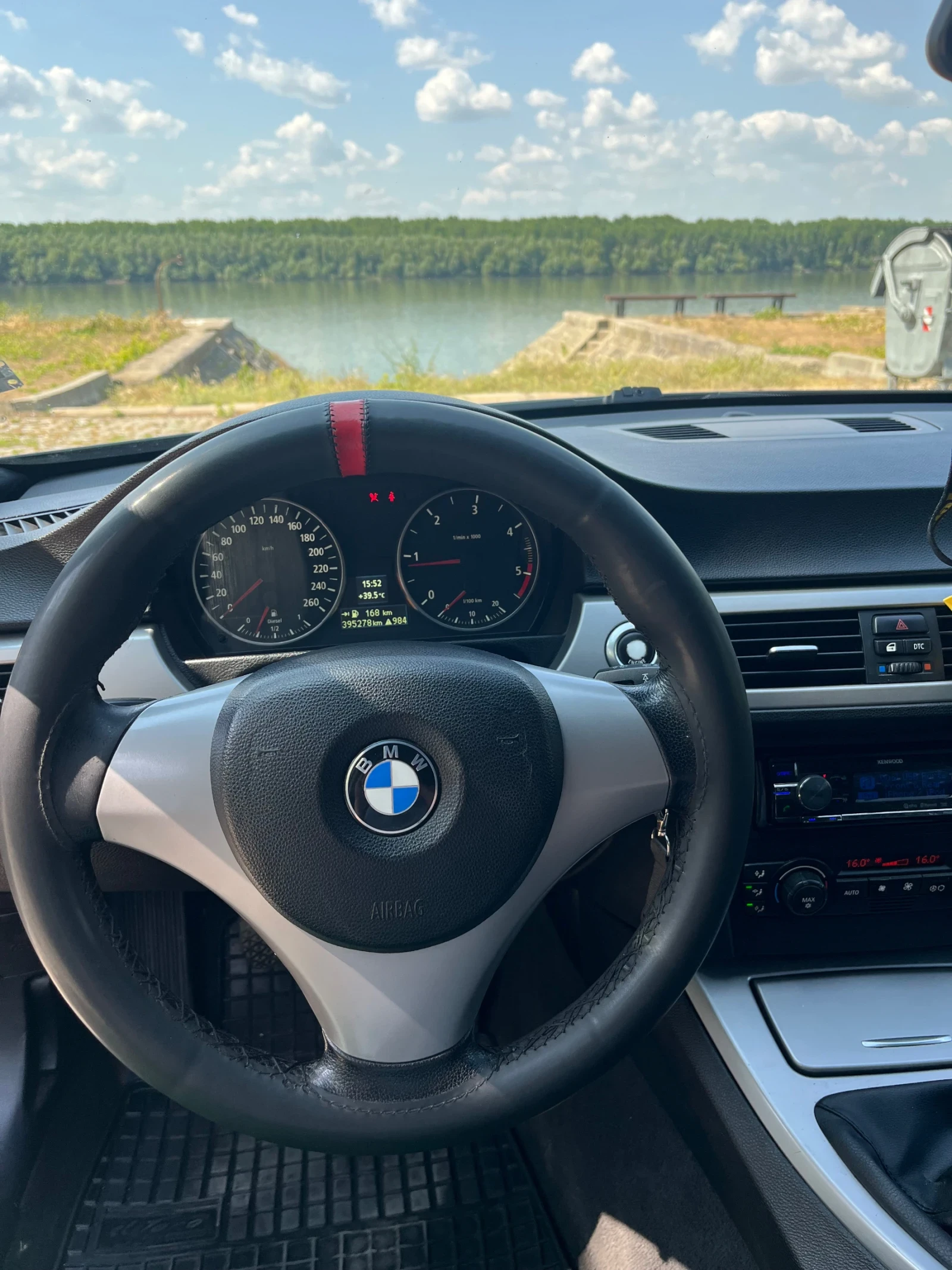 BMW 320  - изображение 9