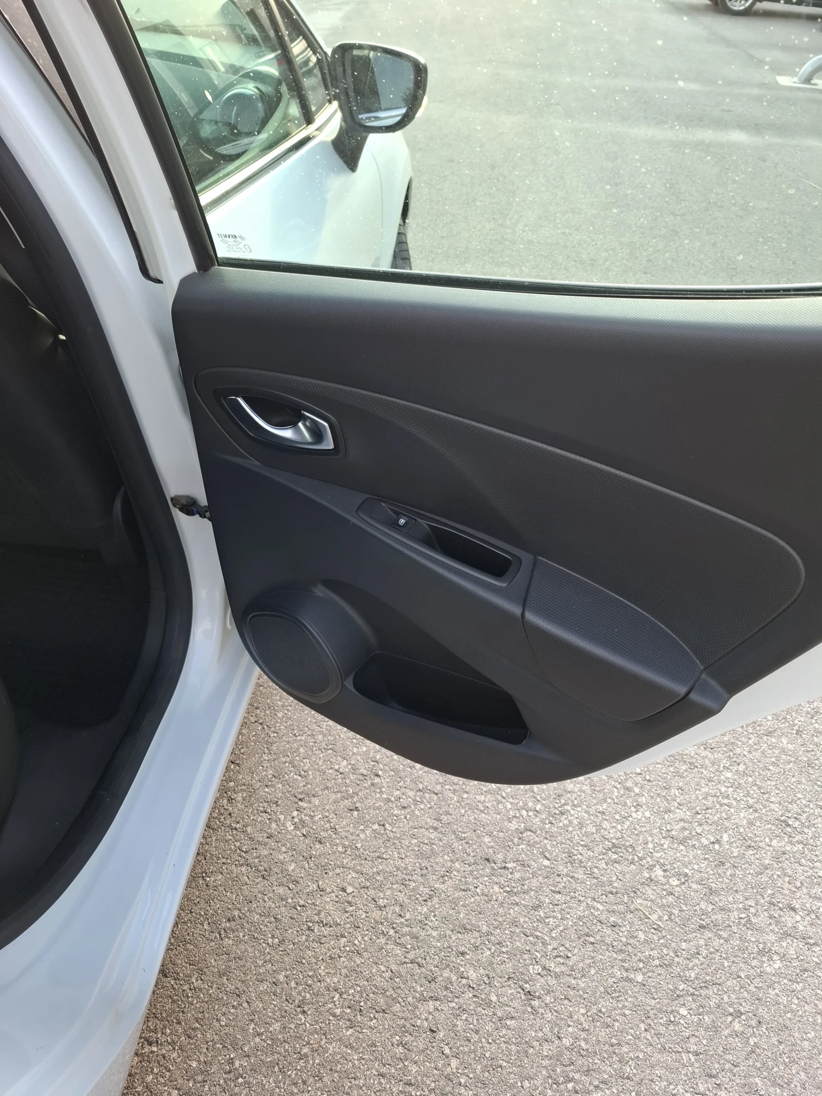 Renault Clio  - изображение 8