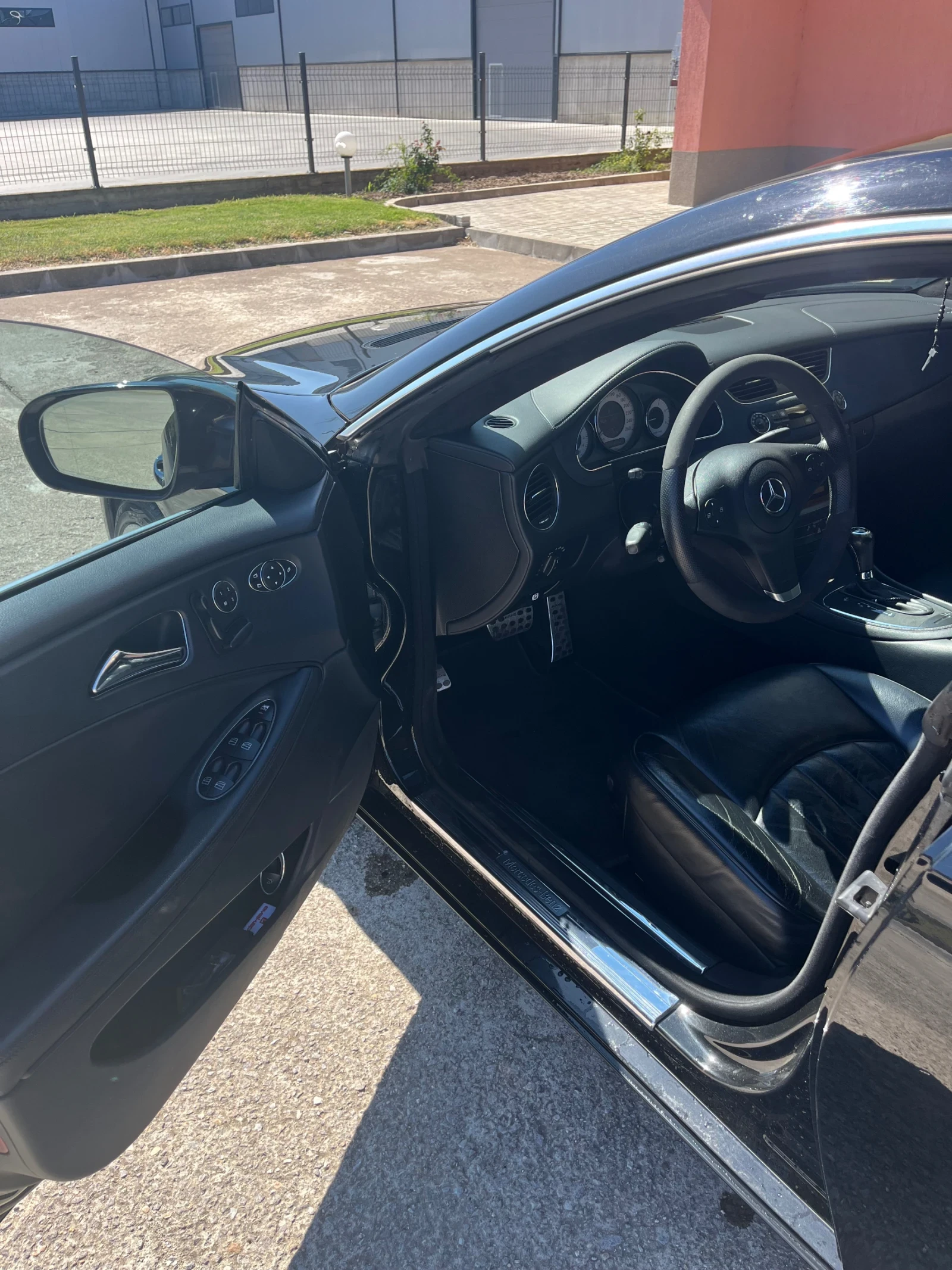 Mercedes-Benz CLS 320  - изображение 7