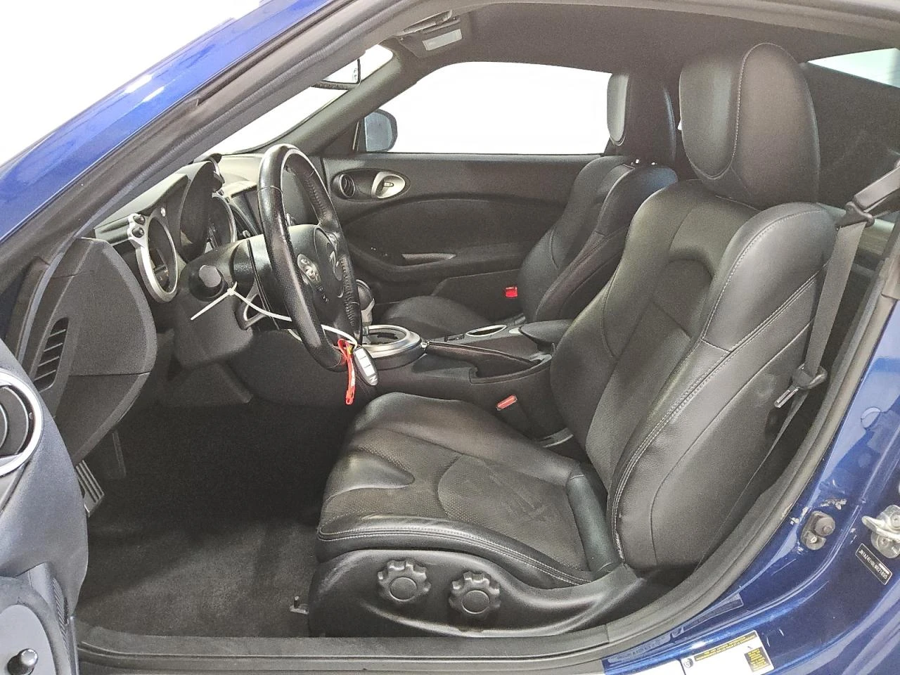 Nissan 370Z  - изображение 7