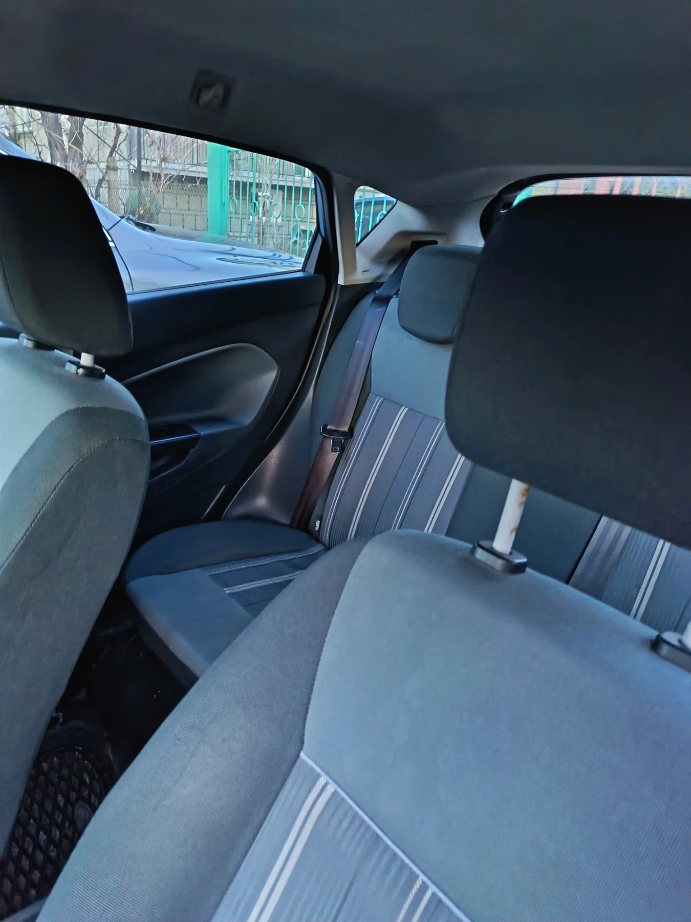 Ford Fiesta 1, 4I, снимка 2 - Автомобили и джипове - 53290001