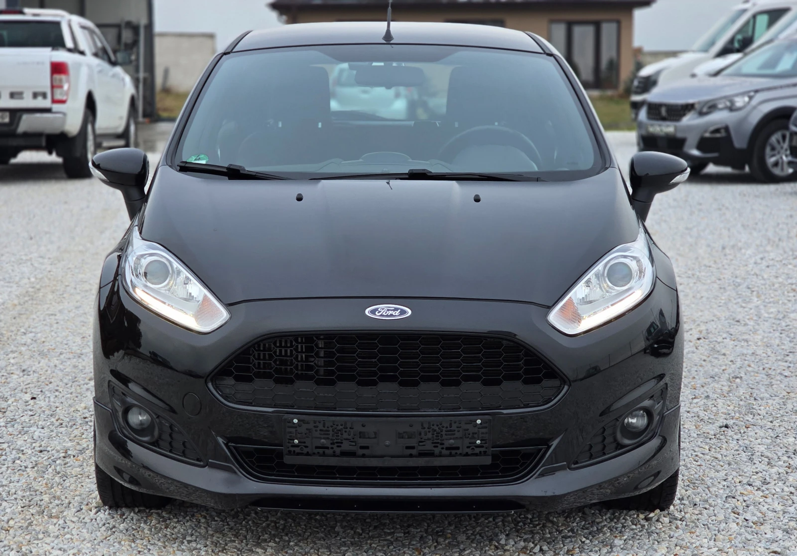 Ford Fiesta 1.0i * ST-Line*  - изображение 2