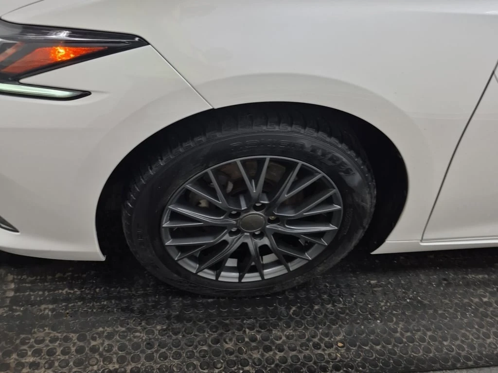 Lexus ES 300  * CARFAX * ПАМЕТ * ПОДГРЕВ * ОБДУХВАНЕ * NAVI - изображение 7