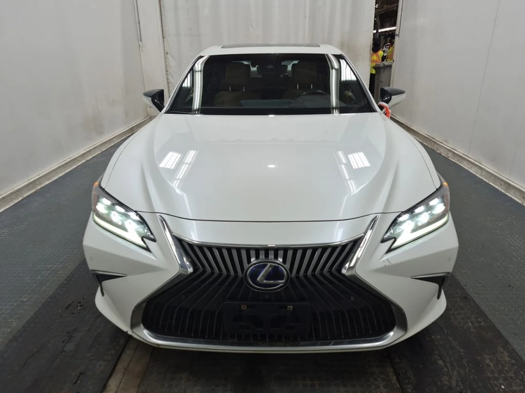 Lexus ES 300  * CARFAX * ПАМЕТ * ПОДГРЕВ * ОБДУХВАНЕ * NAVI - изображение 6