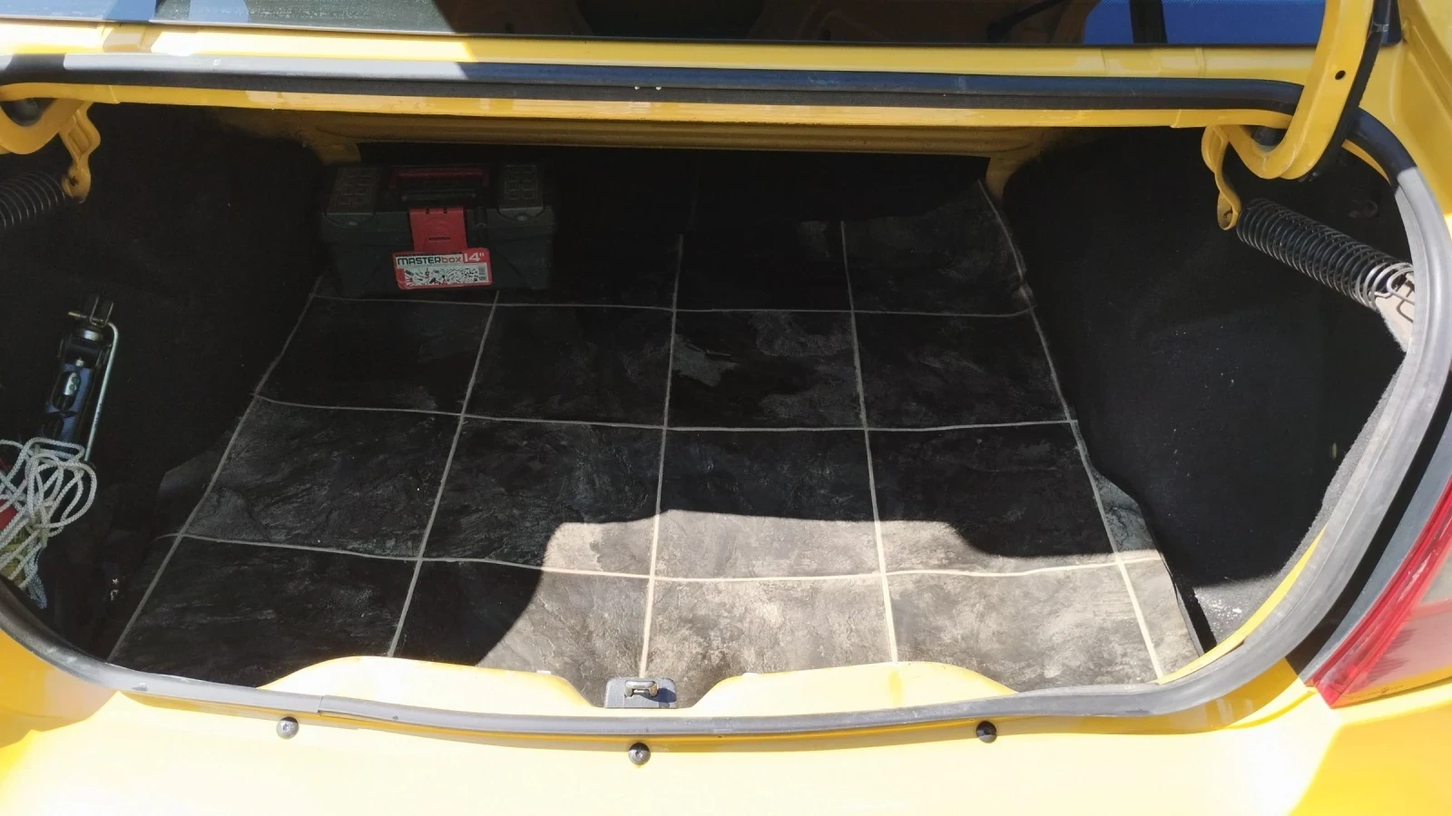 Dacia Logan 1.5 dci - Първи собственик, снимка 10 - Автомобили и джипове - 53869818