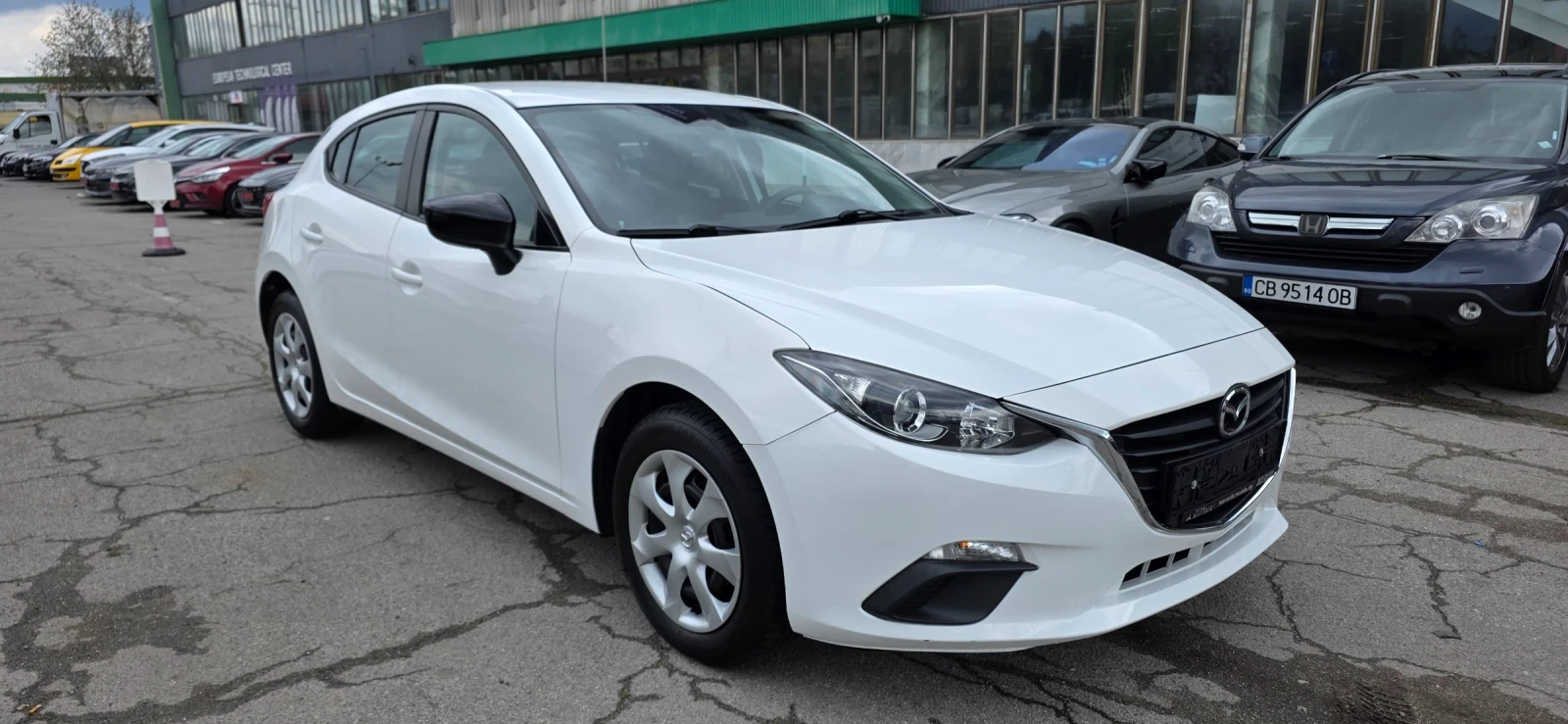 Mazda 3 1.5i 101k.c UNIKAT EURO 6B 97000km!!! | Mobile.bg � ����������� 3