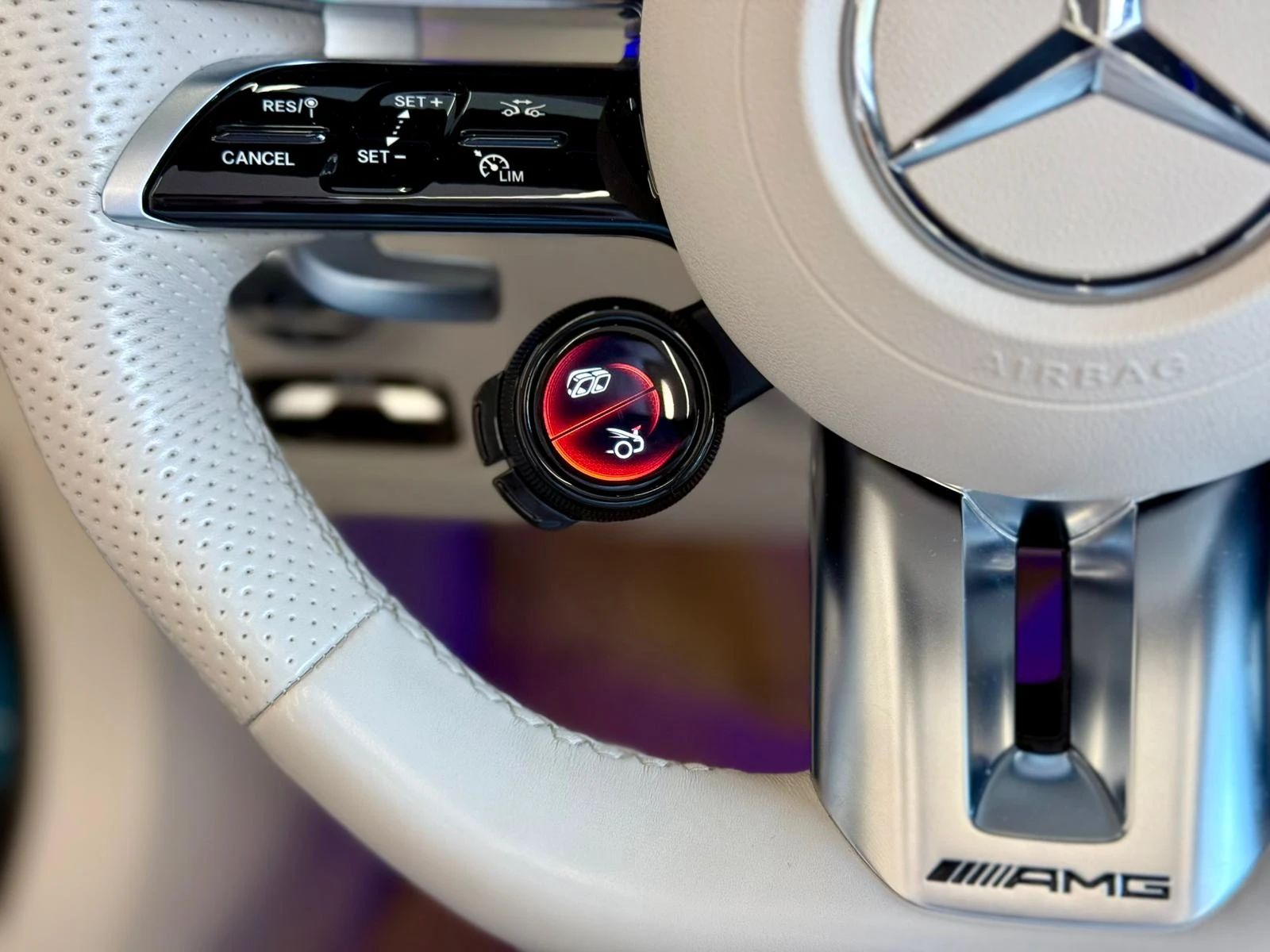 Mercedes-Benz SL 63 AMG Cabrio* Burmester* NightP* �������* �����* ������ | Mobile.bg � ����������� 11