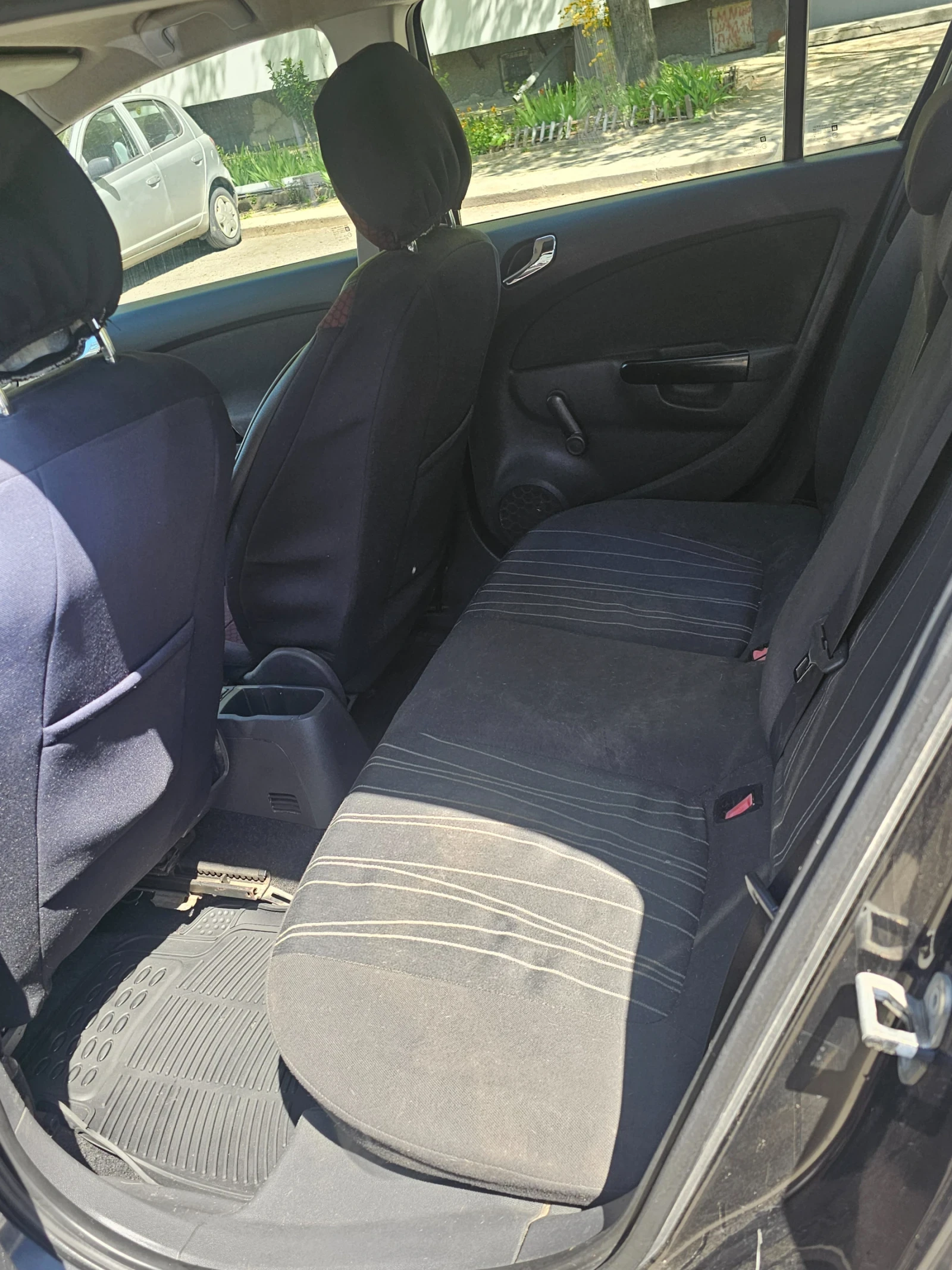 Opel Corsa Opel Corsa D 1.2, снимка 7 - Автомобили и джипове - 54363182