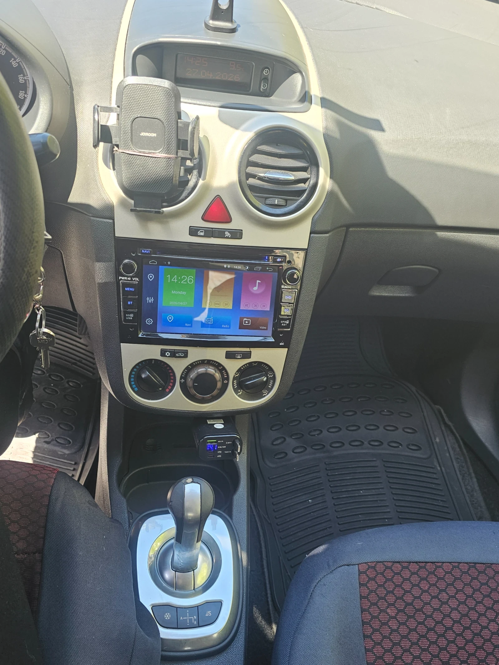 Opel Corsa Opel Corsa D 1.2, снимка 6 - Автомобили и джипове - 54363182