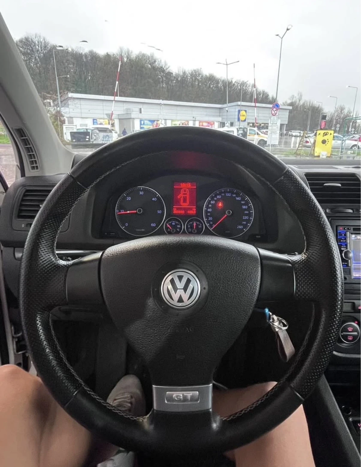 VW Golf, снимка 7 - Автомобили и джипове - 54566867