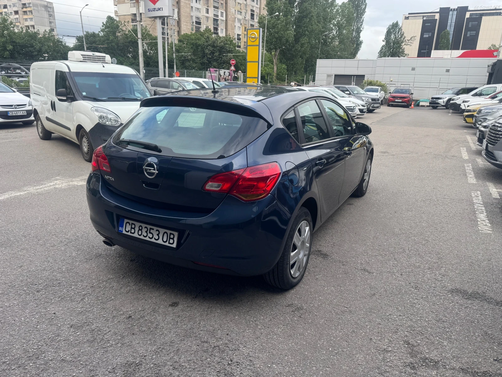 Opel Astra 1.4 LPG фабрична, снимка 7 - Автомобили и джипове - 54878336