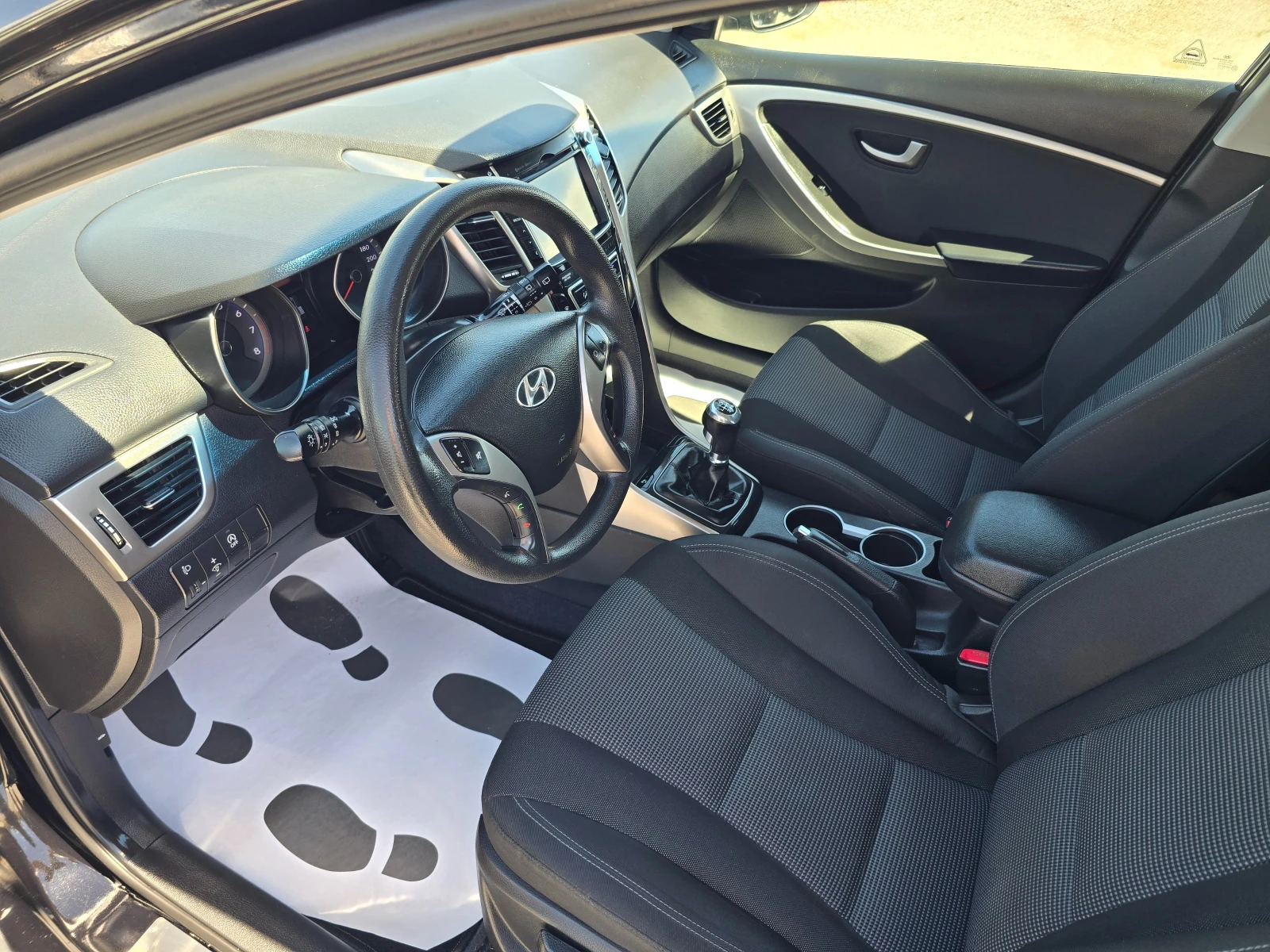Hyundai I30 1.4I-100K.C-NAVI-CAMERA--EURO6, снимка 9 - Автомобили и джипове - 54913775