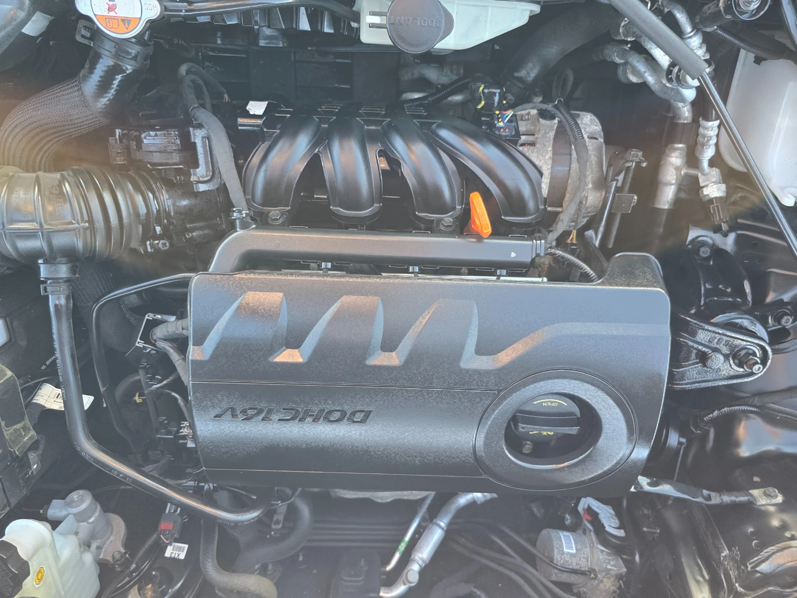 Hyundai I30 1.4I-100K.C-NAVI-CAMERA--EURO6, снимка 12 - Автомобили и джипове - 54913775