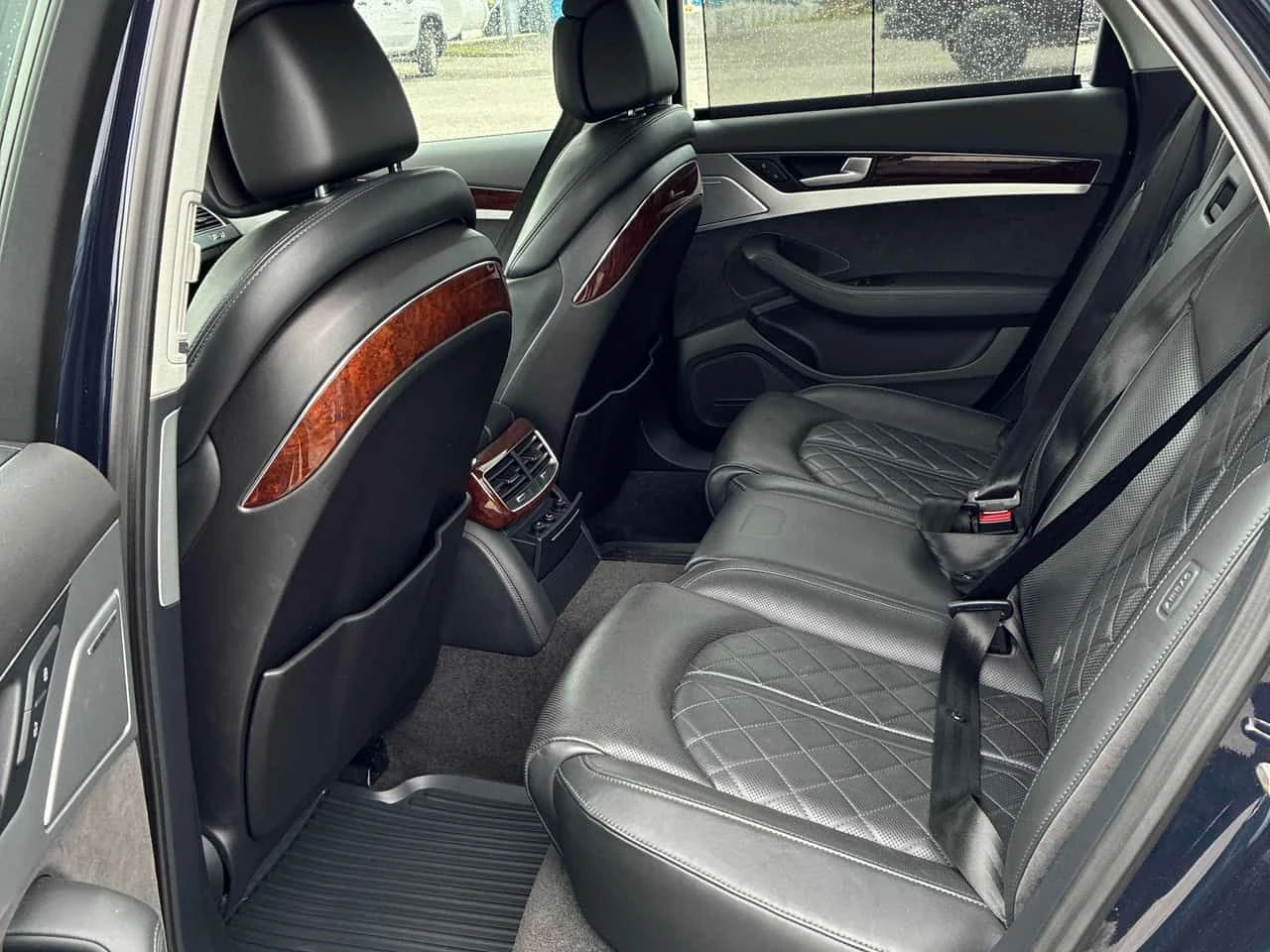 Audi A8 * Premium * CARFAX * ЦЕНА ДО БГ, снимка 9 - Автомобили и джипове - 55226459