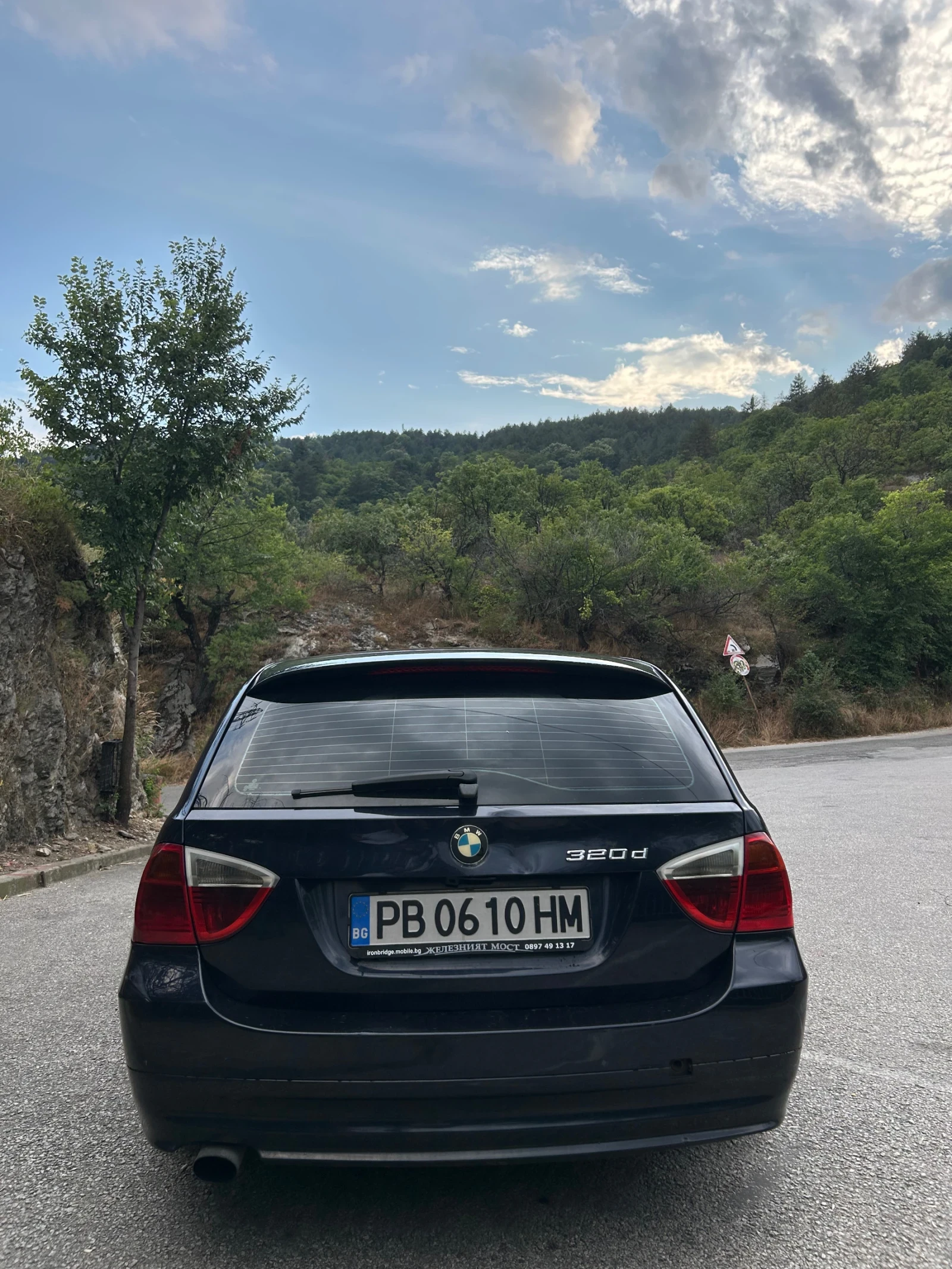 BMW 320 320d, снимка 9 - Автомобили и джипове - 55327214