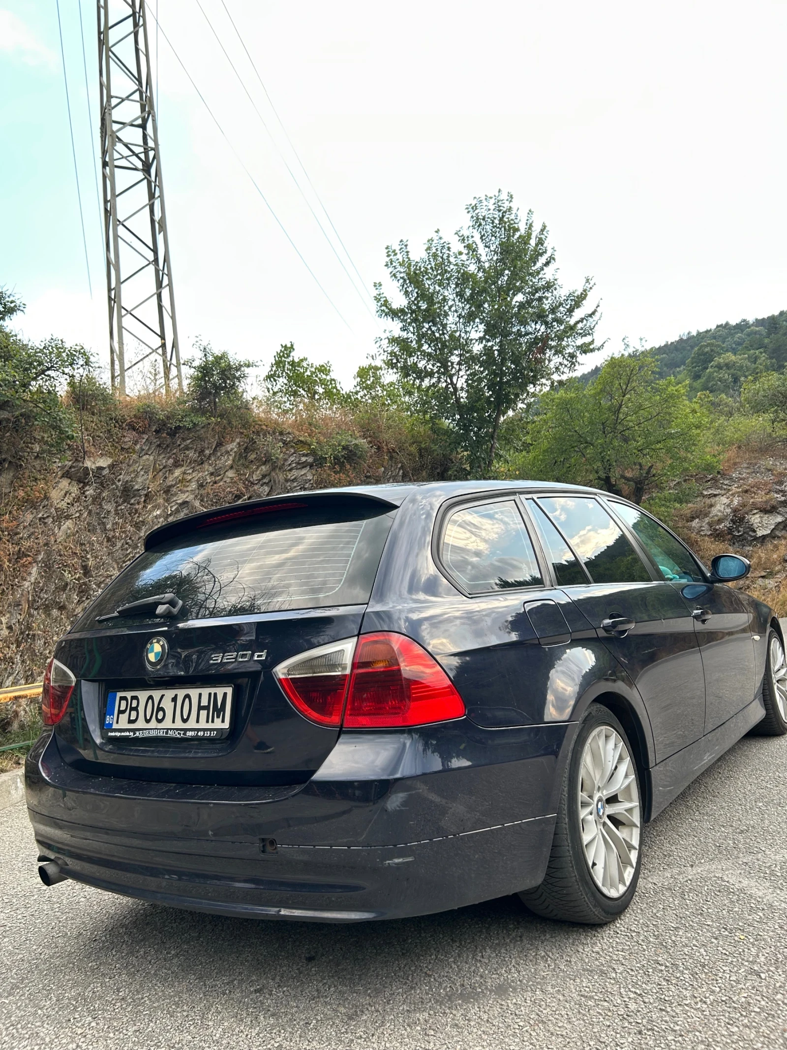 BMW 320 320d, снимка 3 - Автомобили и джипове - 55327214