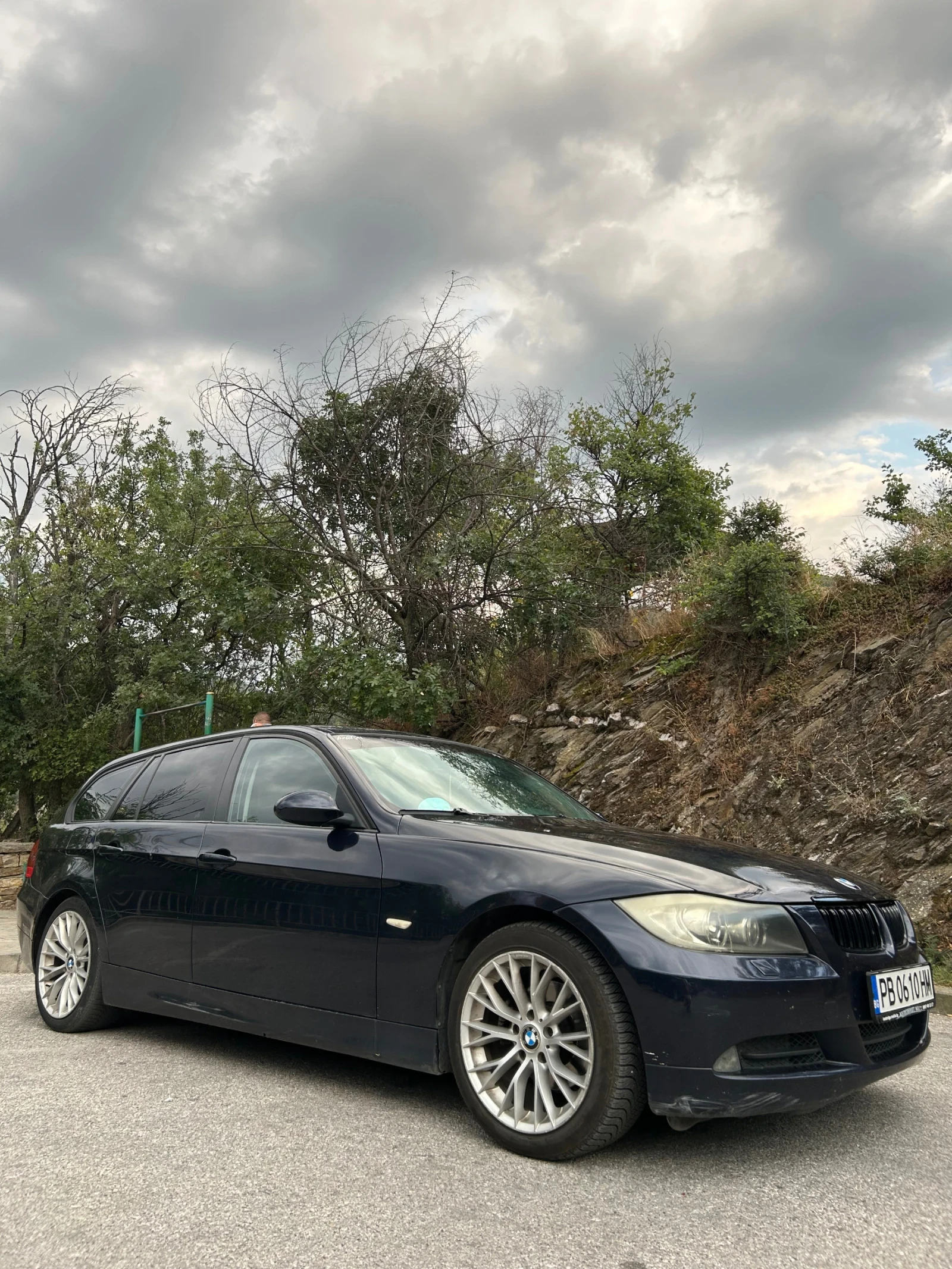 BMW 320 320d, снимка 6 - Автомобили и джипове - 55327214