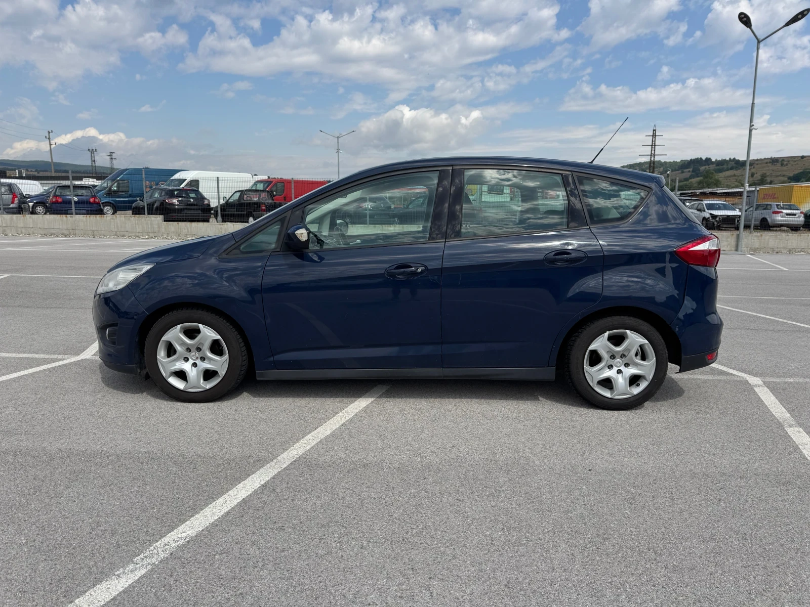 Ford C-max 1.0 i , снимка 4 - Автомобили и джипове - 55376213