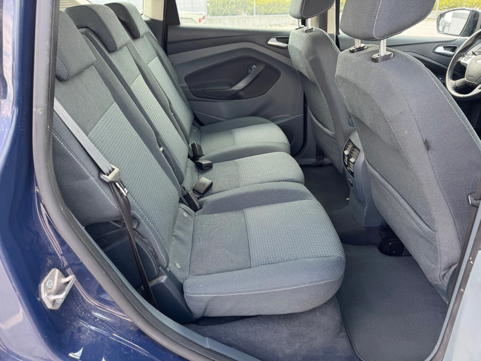 Ford C-max 1.0 i , снимка 15 - Автомобили и джипове - 55376213