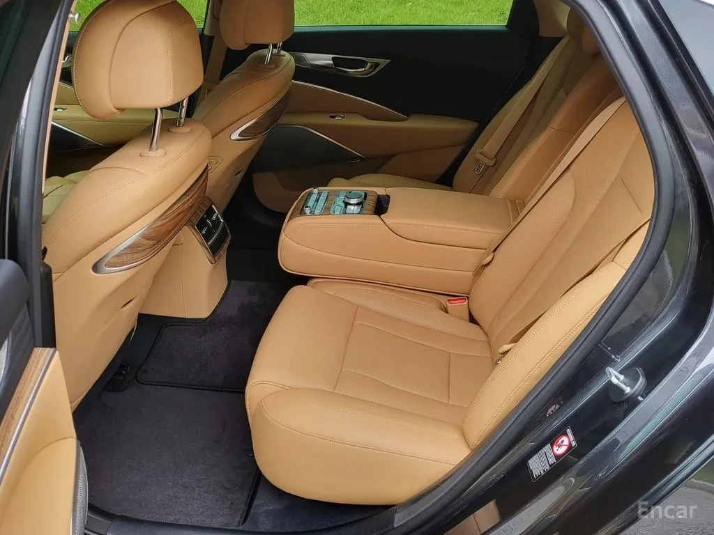 Kia K9 3.8 GDI| DISS| ПАНО| ОБДУХ| 2 КЛЮЧА| , снимка 13 - Автомобили и джипове - 55880035