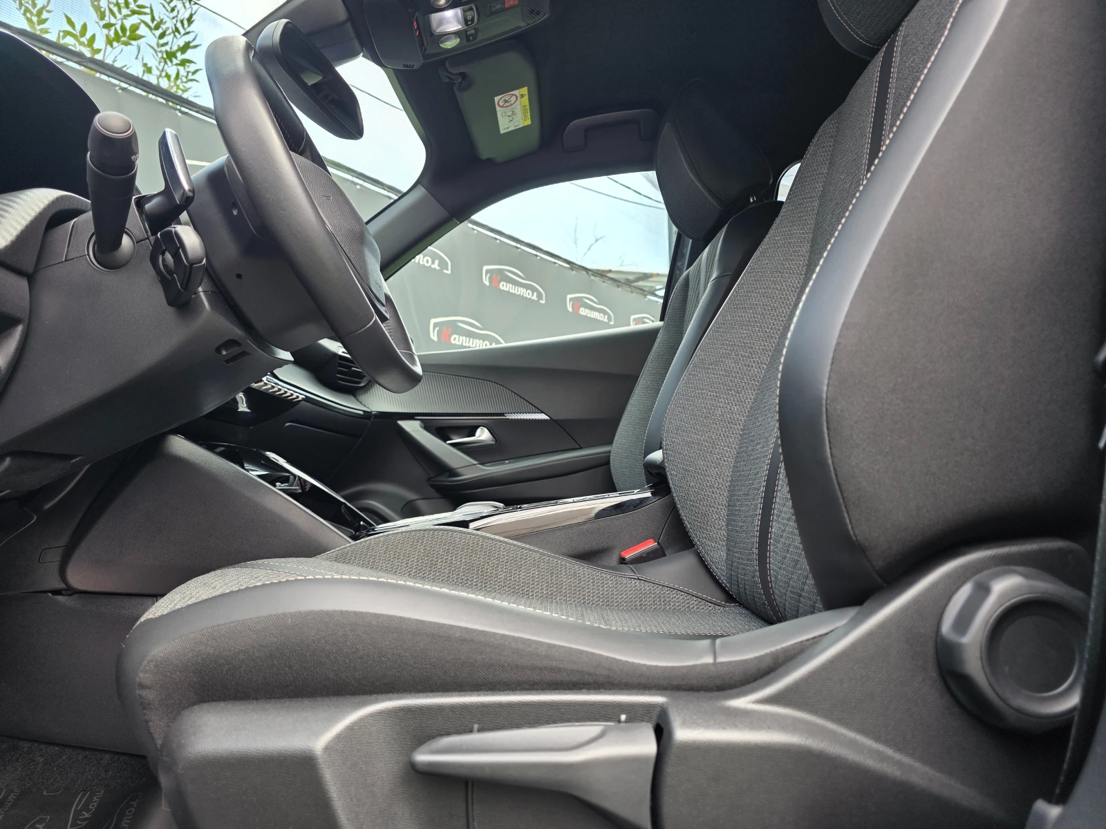 Peugeot 2008 ALLURE PURETECH EAT8 131, снимка 7 - Автомобили и джипове - 56422013