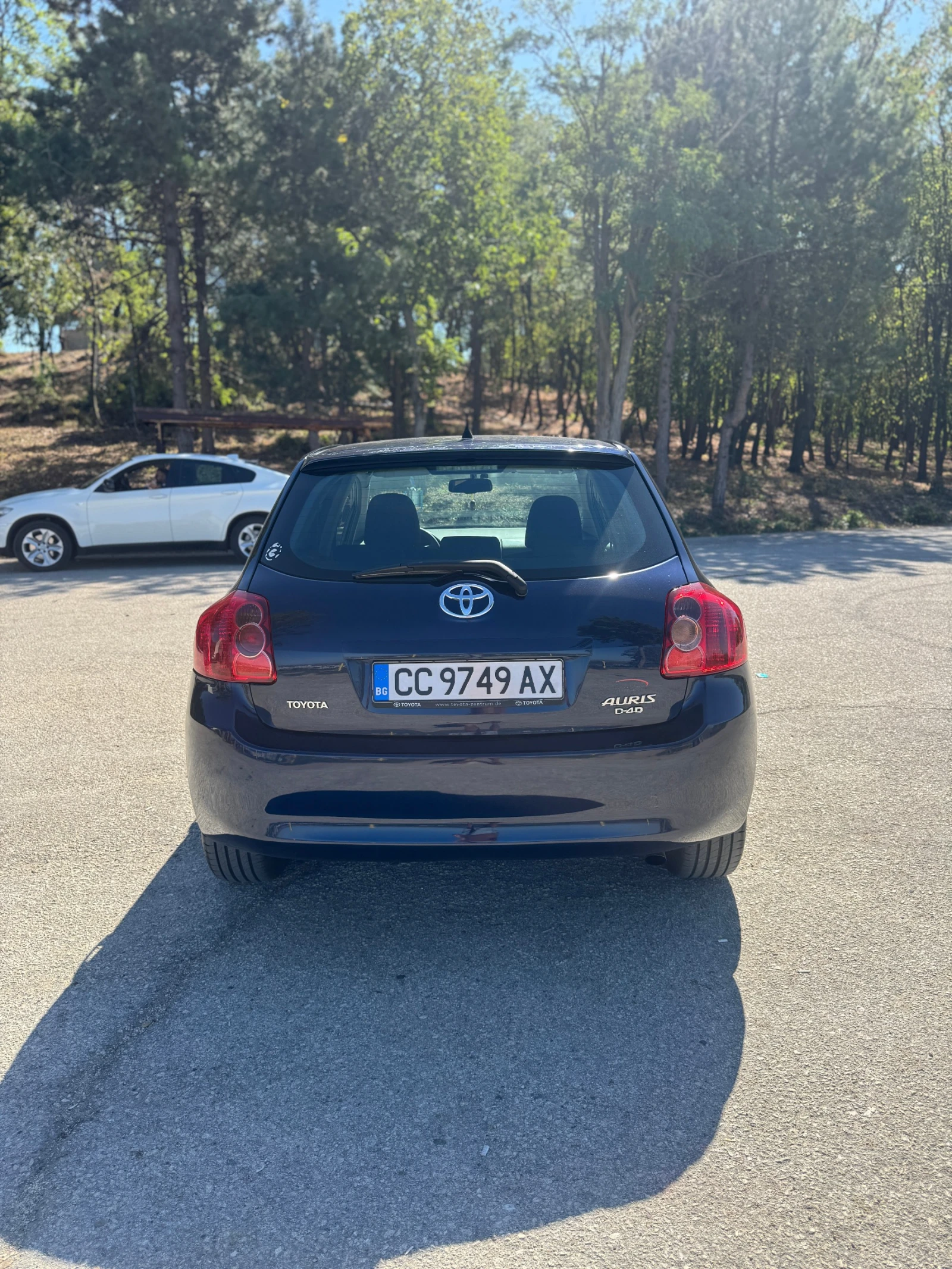 Toyota Auris 2.0 D4d Перфектна, снимка 4 - Автомобили и джипове - 56010787