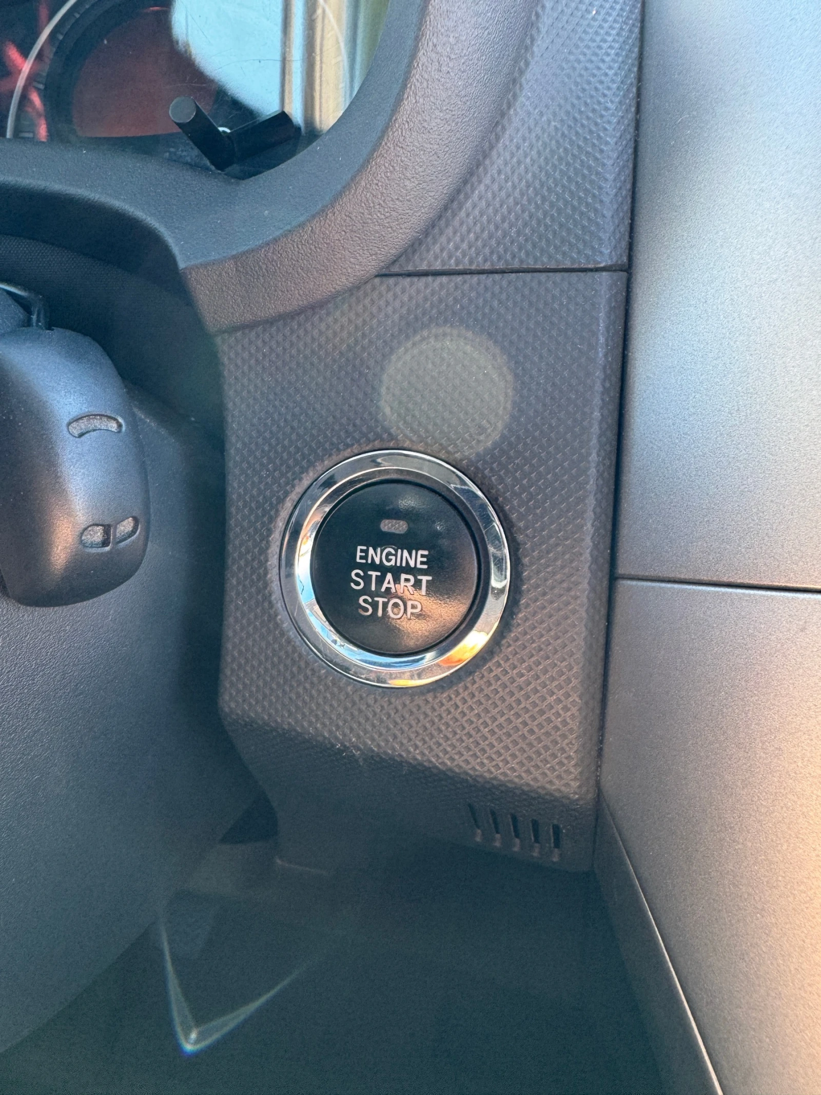 Toyota Auris 2.0 D4d Перфектна, снимка 15 - Автомобили и джипове - 56010787