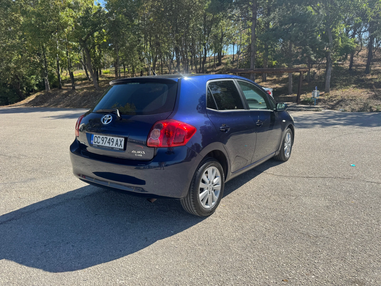 Toyota Auris 2.0 D4d Перфектна, снимка 3 - Автомобили и джипове - 56010787