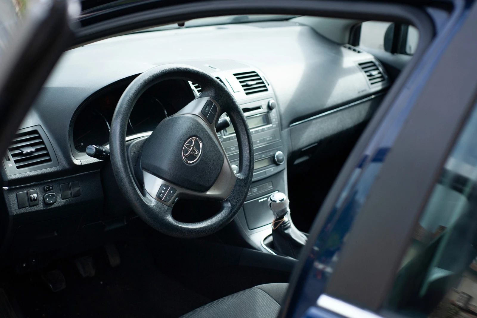 Toyota Avensis D4D, снимка 8 - Автомобили и джипове - 56149669