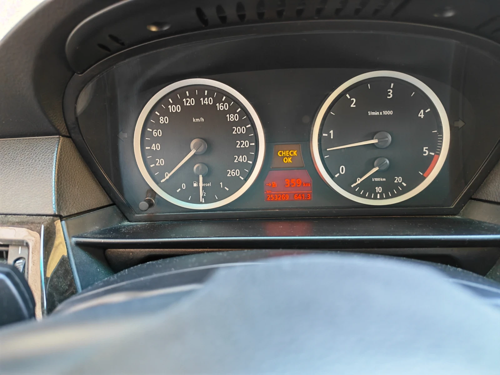 BMW 525 525D, снимка 10 - Автомобили и джипове - 56462464