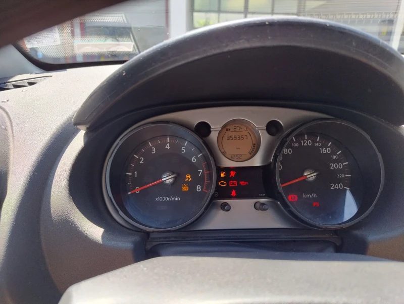 Nissan Qashqai 1.6 Бензин LPG, снимка 9 - Автомобили и джипове - 52286792