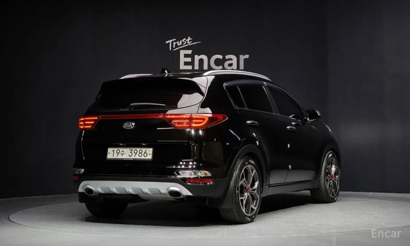 Kia Sportage, снимка 2 - Автомобили и джипове - 53079444