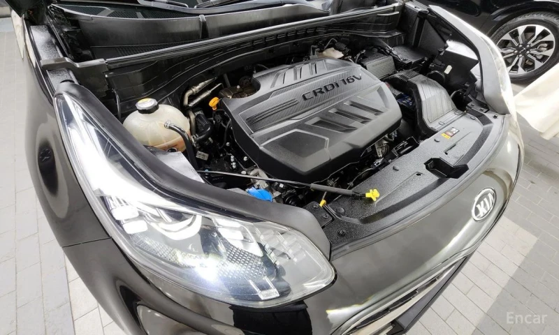 Kia Sportage, снимка 6 - Автомобили и джипове - 53079444